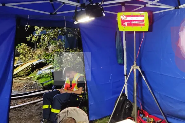 HYPOTHERMSAVE in use in a rescue tent